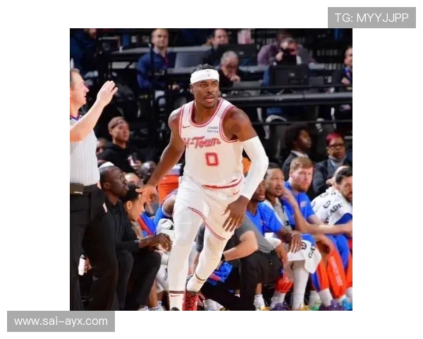 火箭主场震天怒吼，丰田中心点燃季后赛气氛